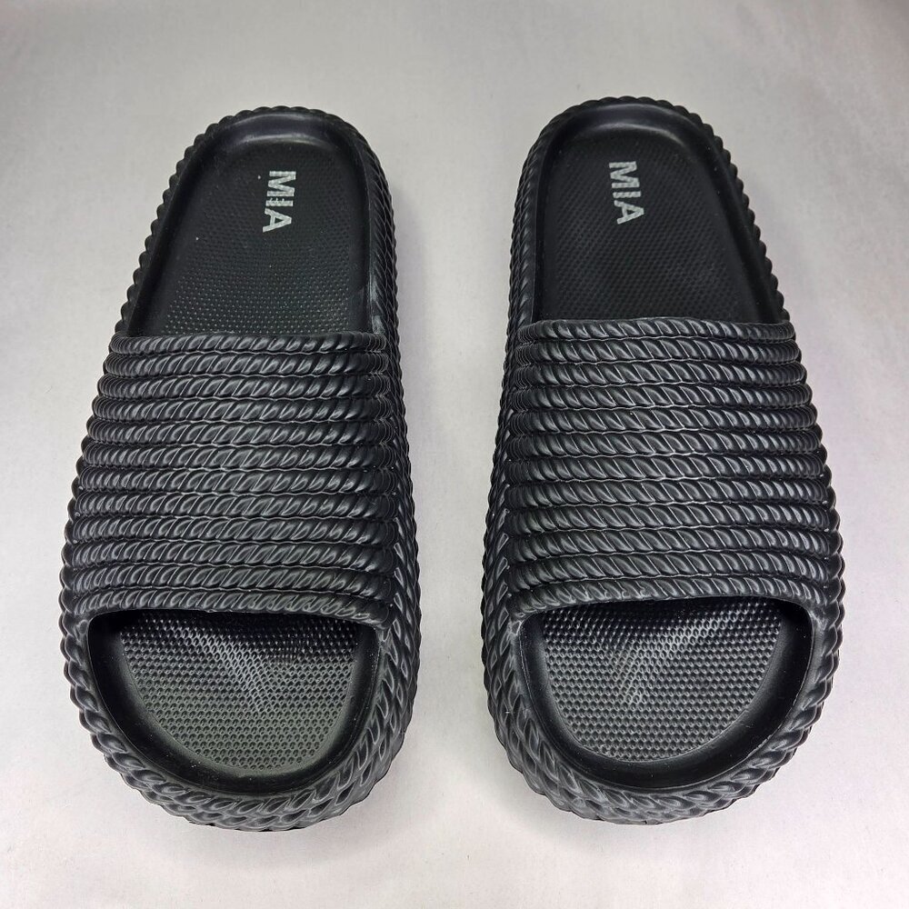 MIA Luvly Black Slip-On Pool Flats Slides, Size: 11 M